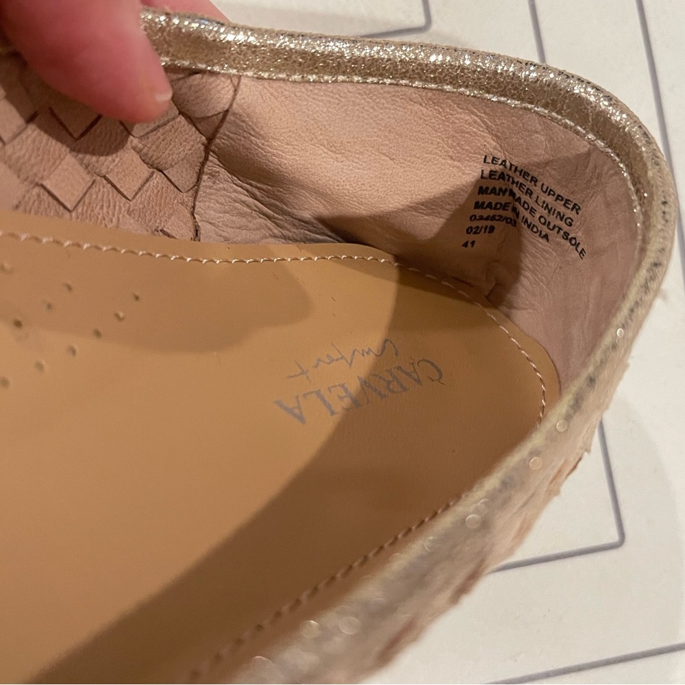 Carvela Gold Woven Leather Flats - Picture 5 of 12